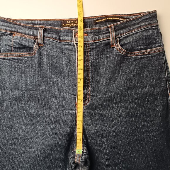 NYDJ Tummy Tuck Jean Size 14 High Rise Boot Cut Leg Medium Dark Wash - Picture 8 of 10